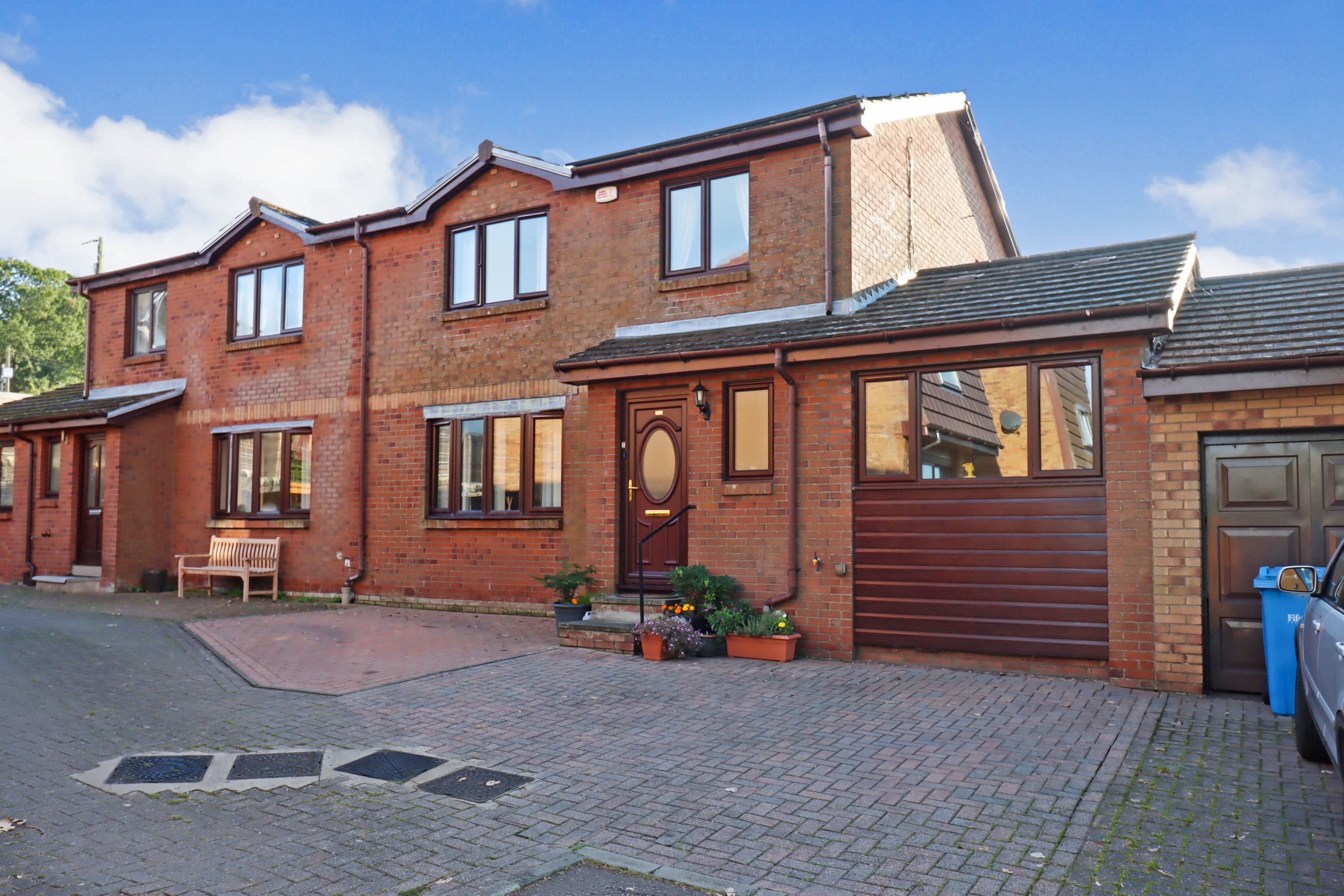 4 bedroom semidetached house for sale in Pleasance Court, Halbeath