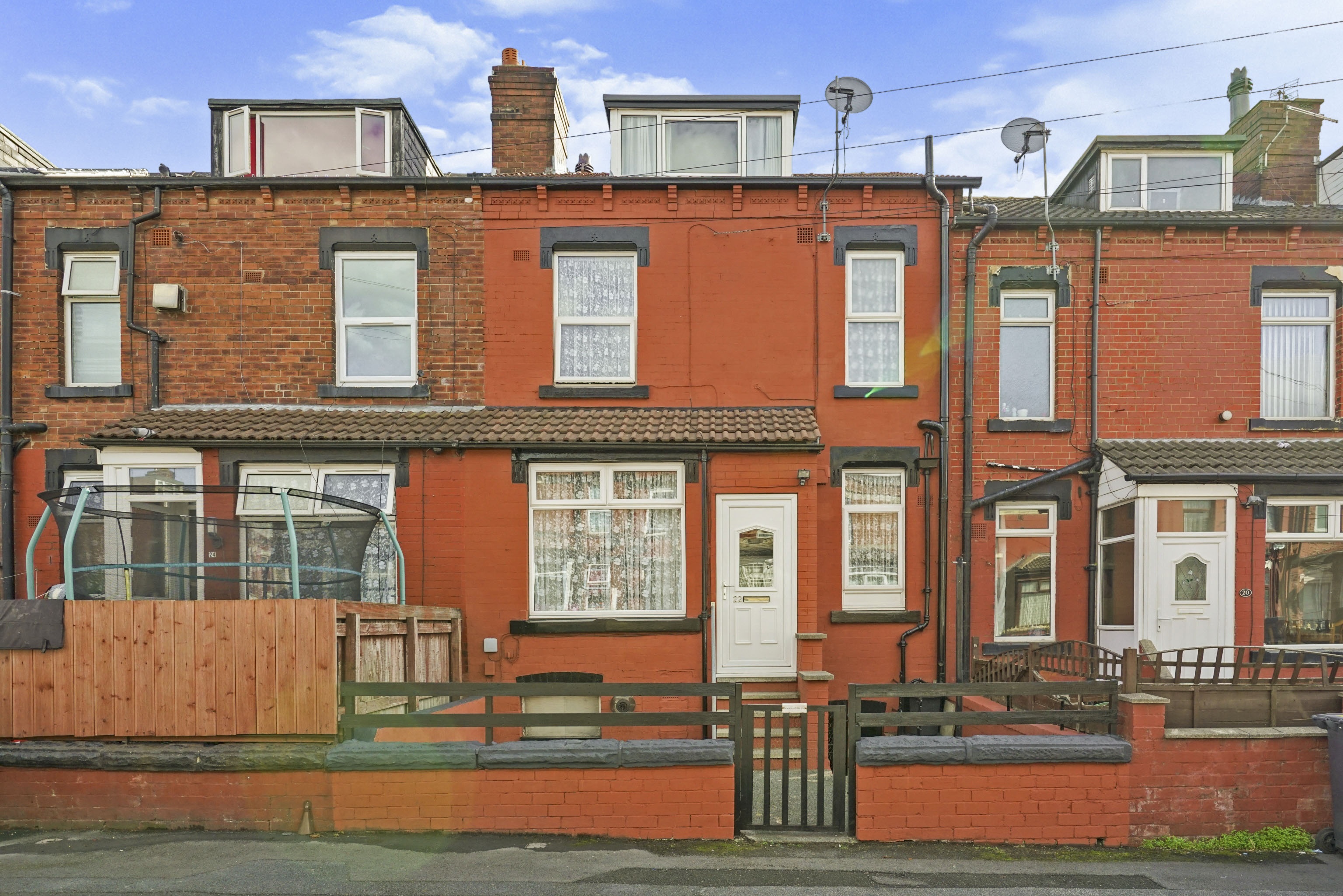 2 Bedroom Terraced House For Sale In Strathmore Street Leeds Ls9 6bg