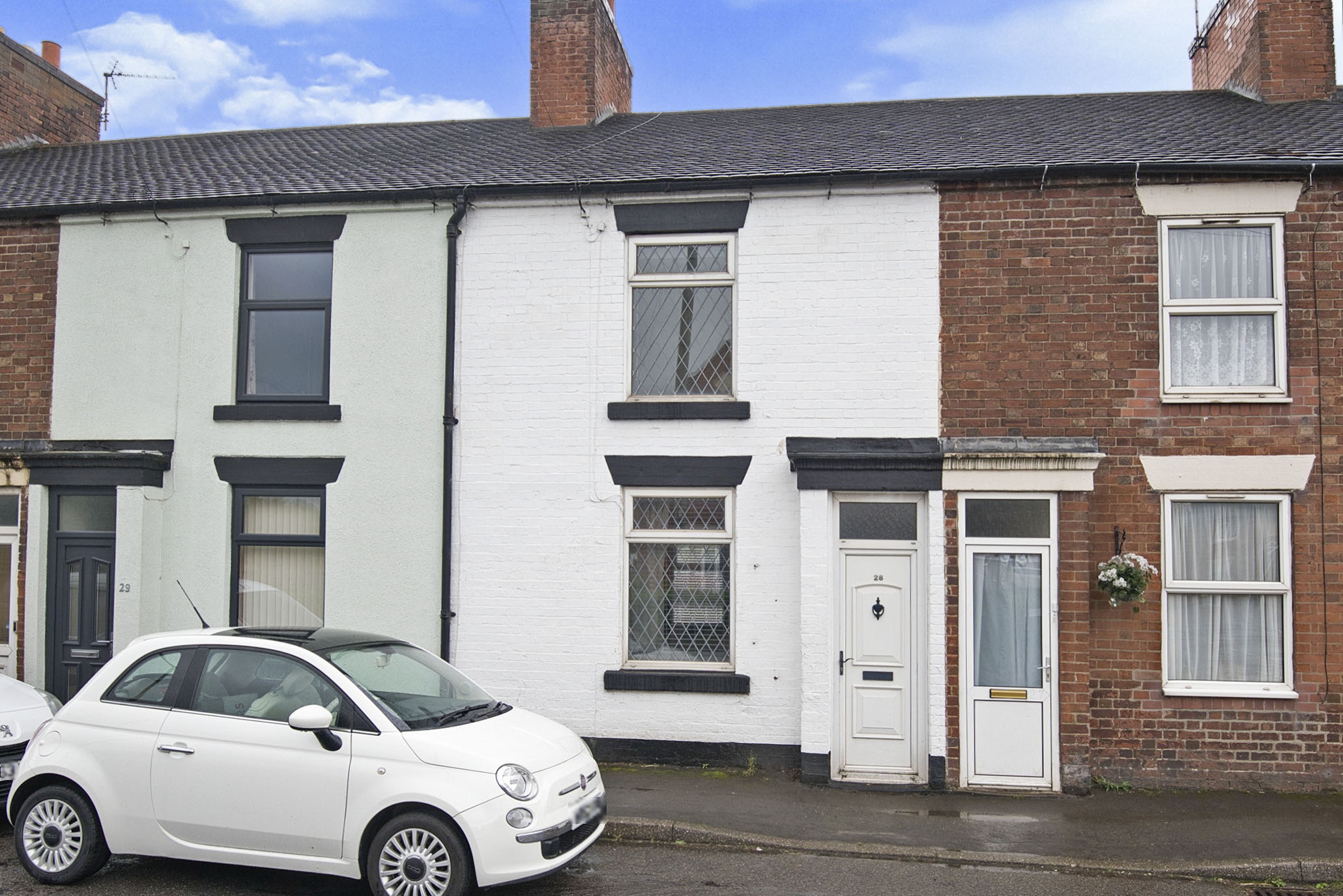 2 bedroom terraced house for sale in Linton Heath, Linton, Swadlincote