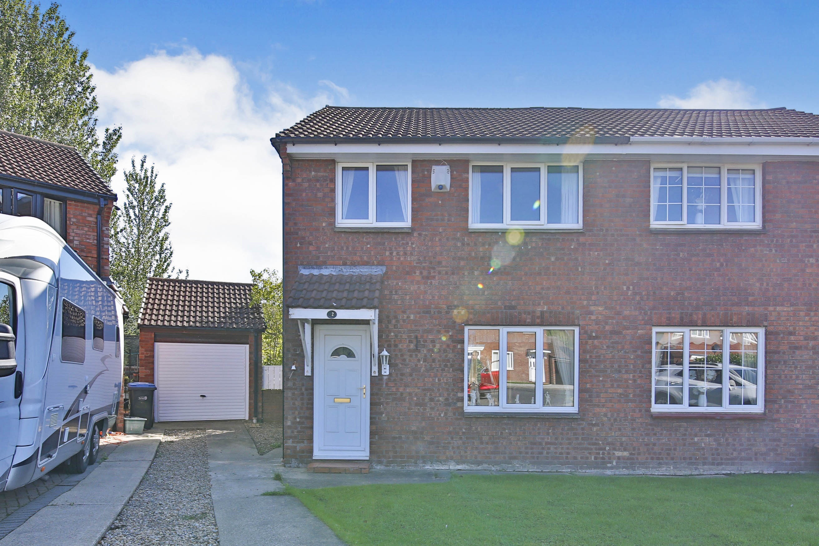 3 bedroom semidetached house for sale in Bluebell Meadow, Newton Aycliffe, DL5 7LY