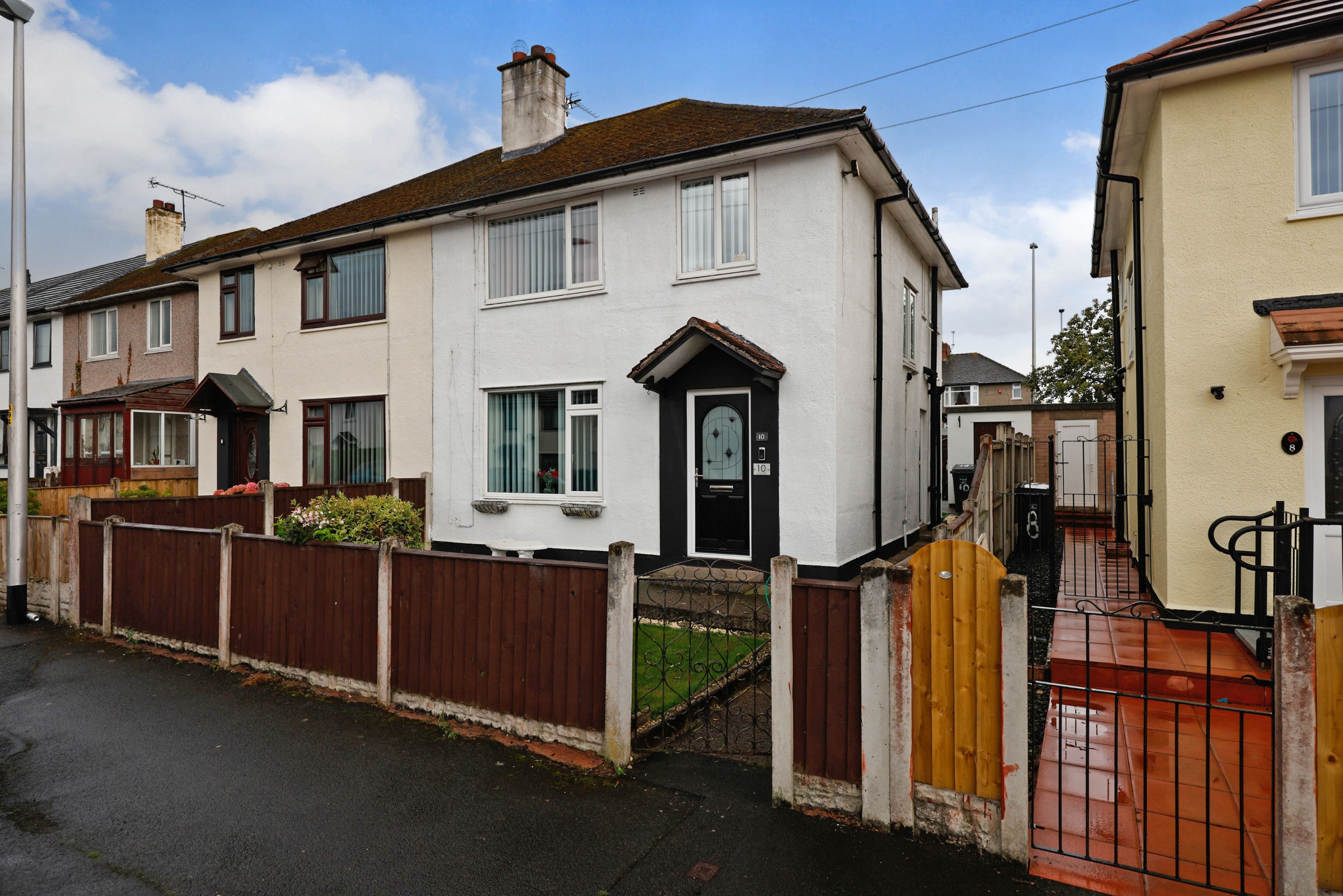 3 bedroom semidetached house for sale in Lingmoor Way, Carlisle, CA1 3LW