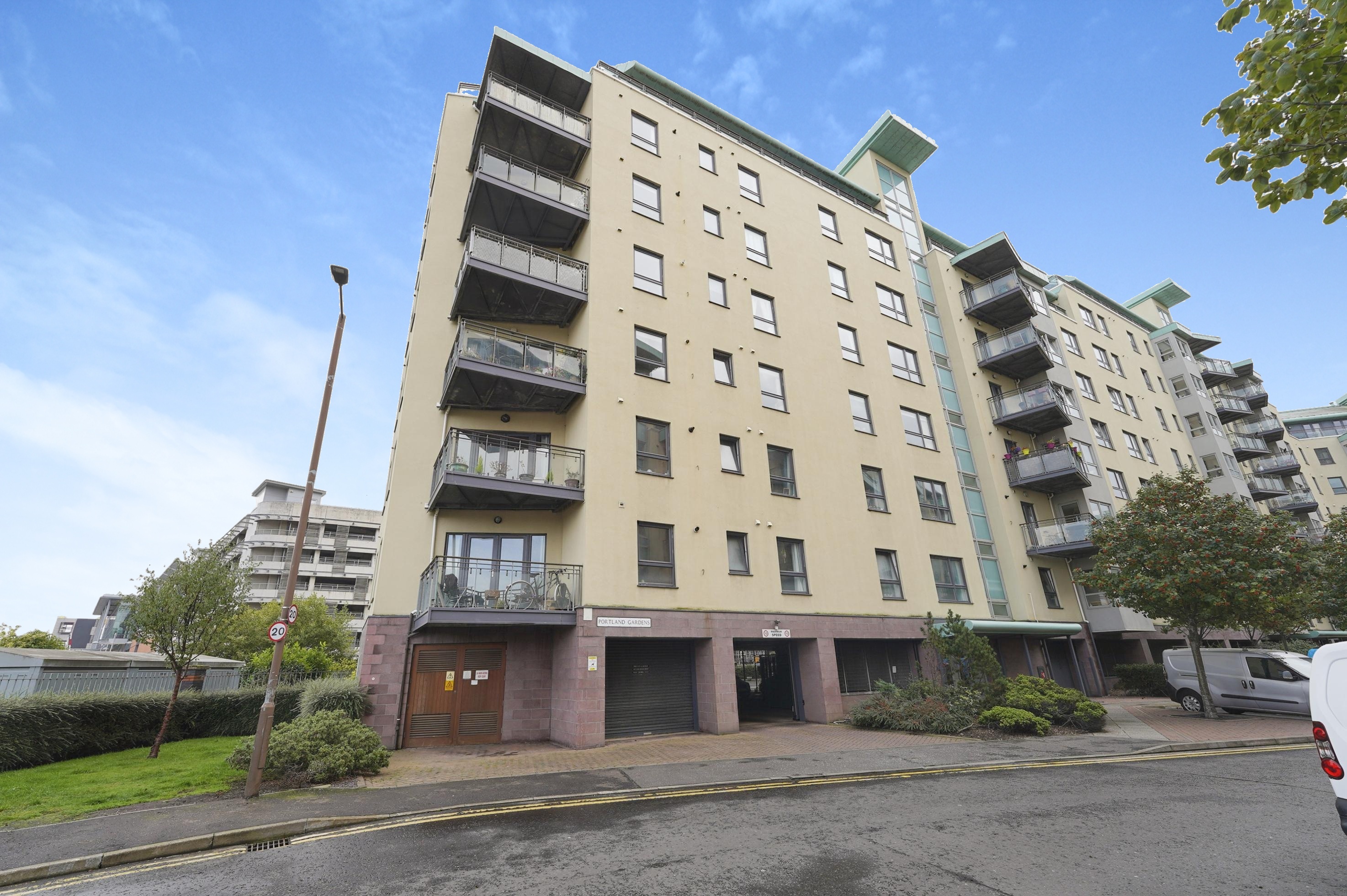 2 bedroom flat for sale in 4 Portland Gardens, Edinburgh, EH6 6NJ