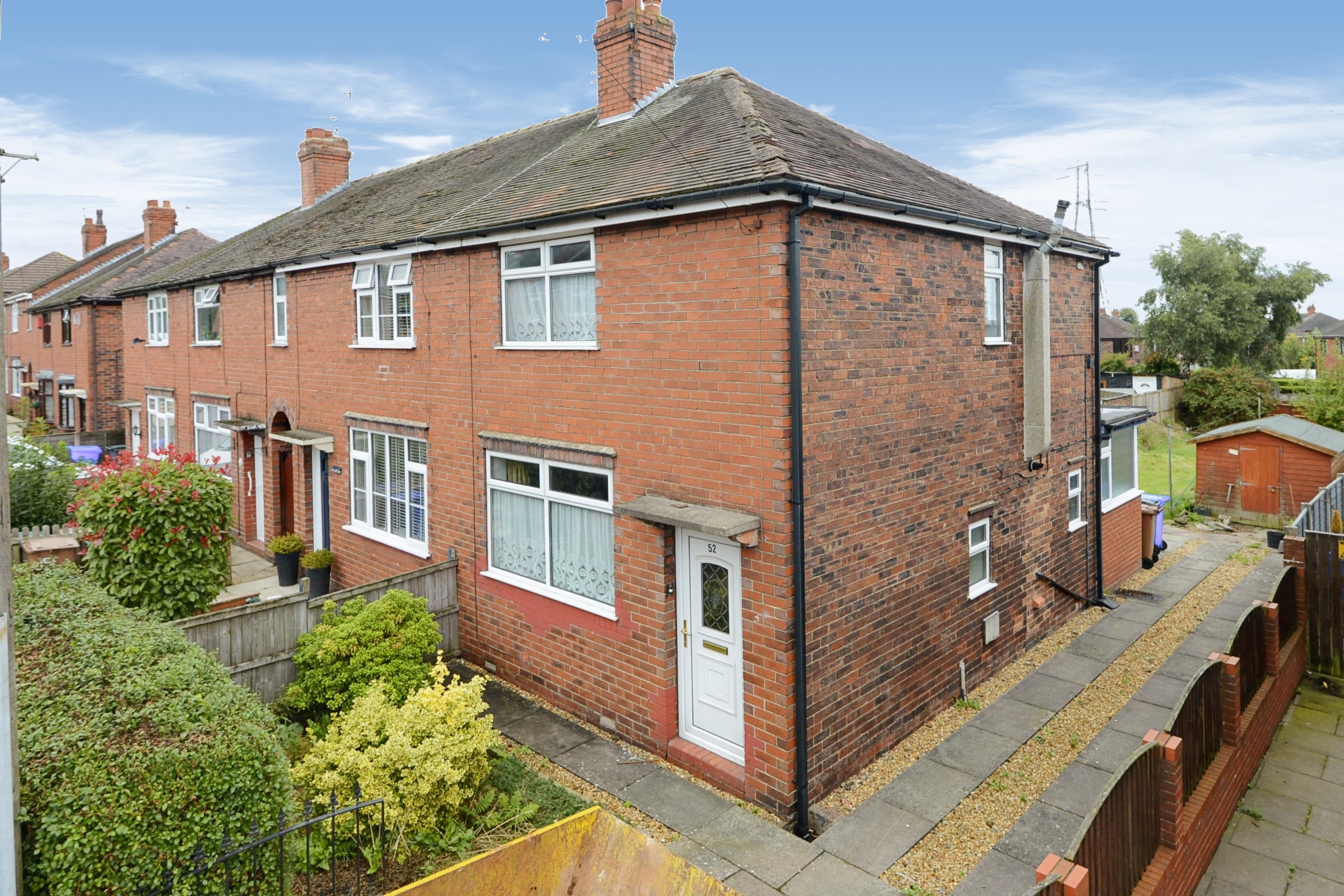 3 bedroom end of terrace house for sale in Ridge Road, Sandyford, Stoke