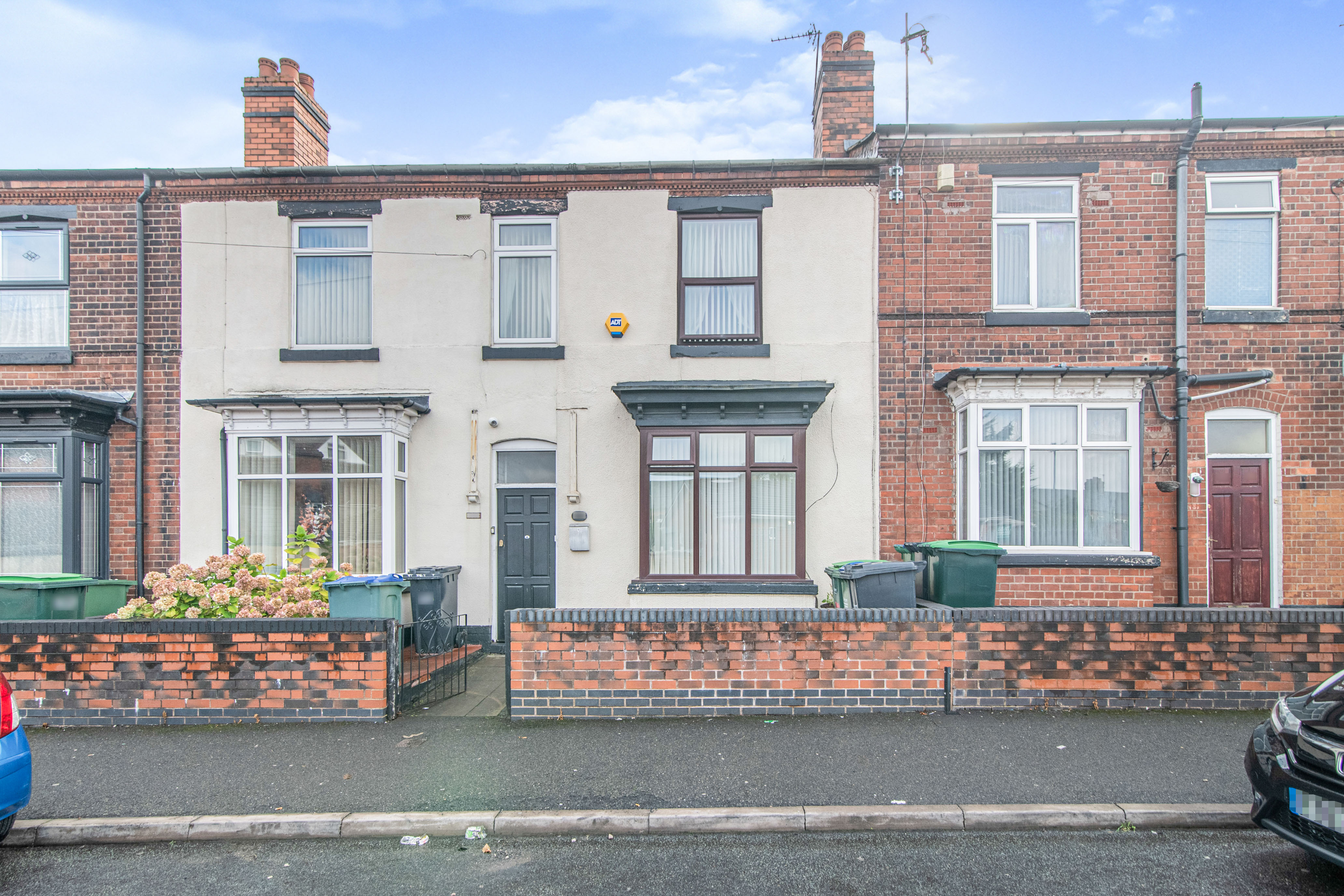 3 bedroom terraced house for sale in Barker Street, Oldbury, B68 9UF