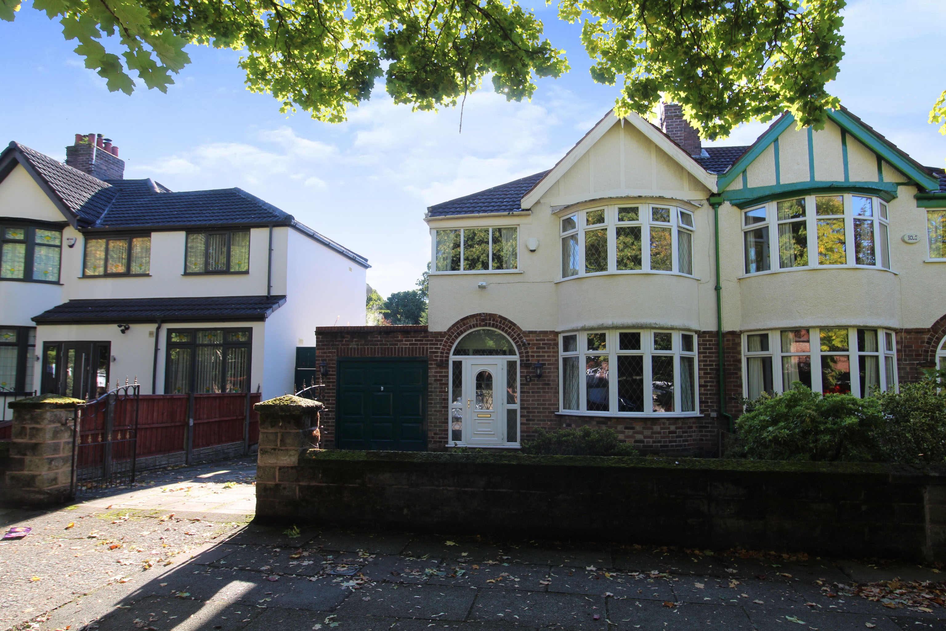 3 bedroom semidetached house for sale in Aigburth Hall Avenue