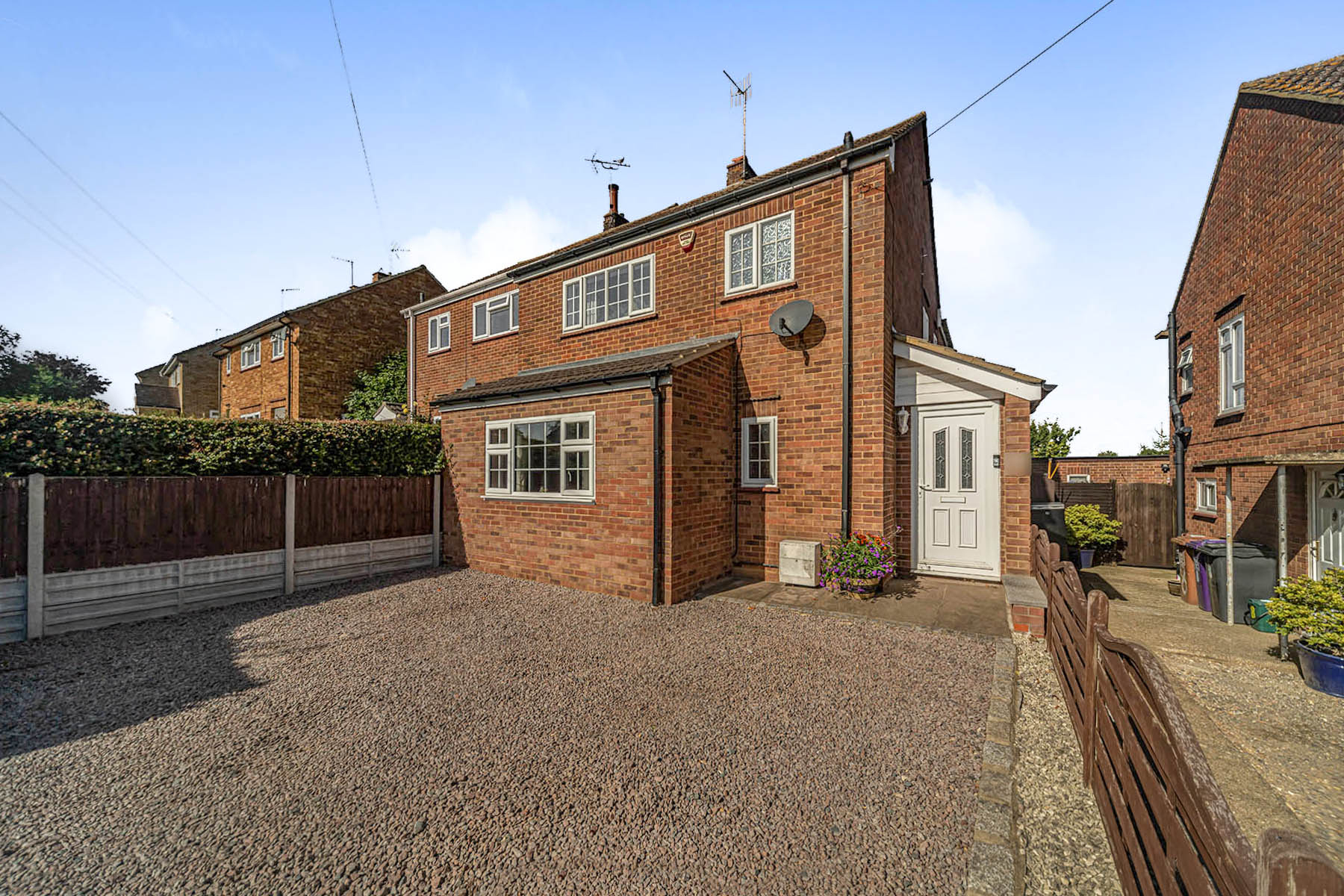 3 bedroom semidetached house for sale in Commons Lane, Kimpton