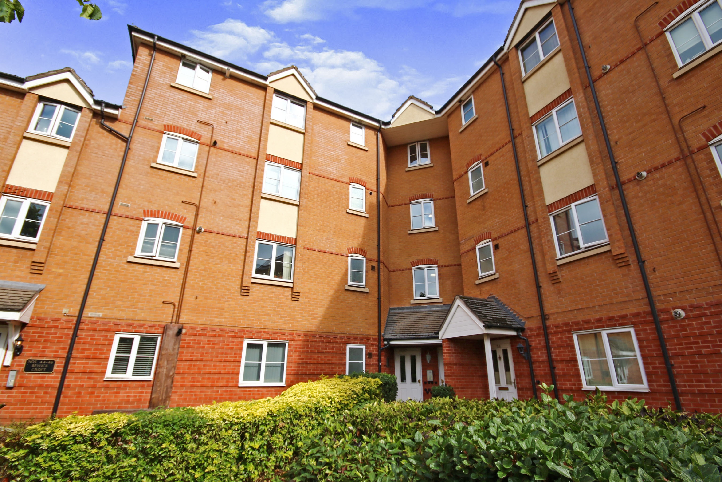 2 Bedroom Ground Floor Flat For Sale In Bewick Croft Coventry CV2 4QR