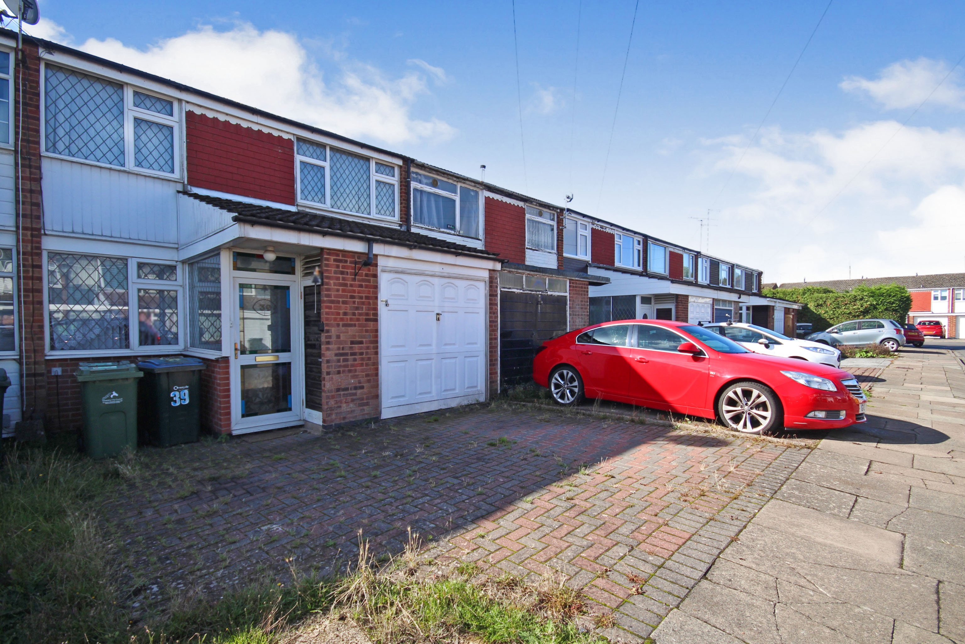3 bedroom terraced house for sale in Hendre Close, Coventry, CV5 7AG