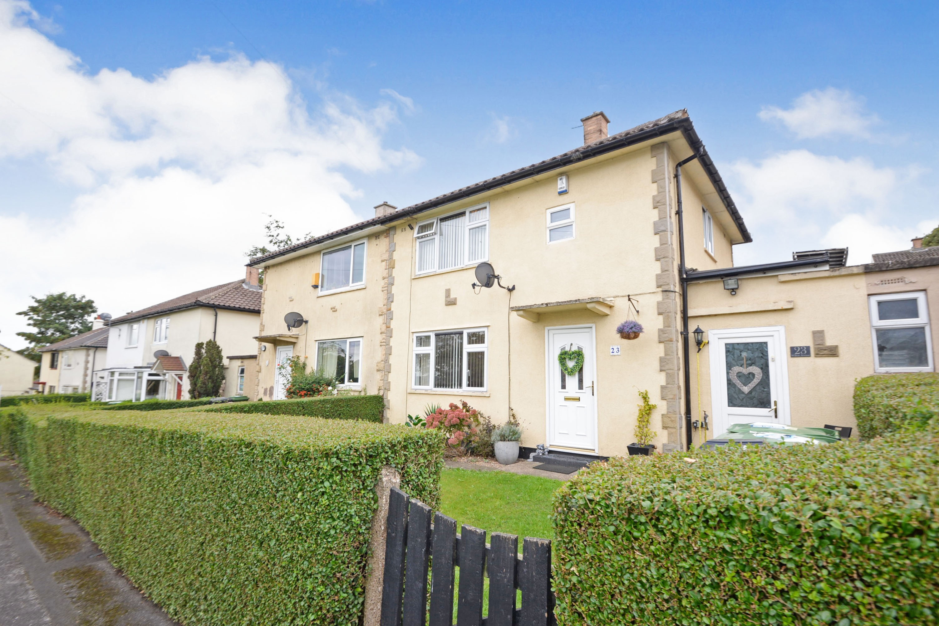 2 bedroom semidetached house for sale in Wilton Avenue, Huddersfield