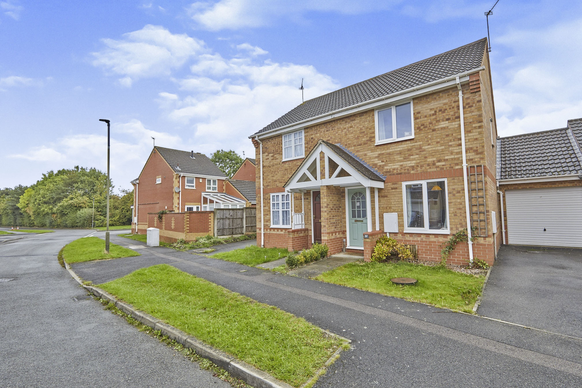 2 bedroom semidetached house for sale in Woodgate Drive, Derby, DE73 6UX