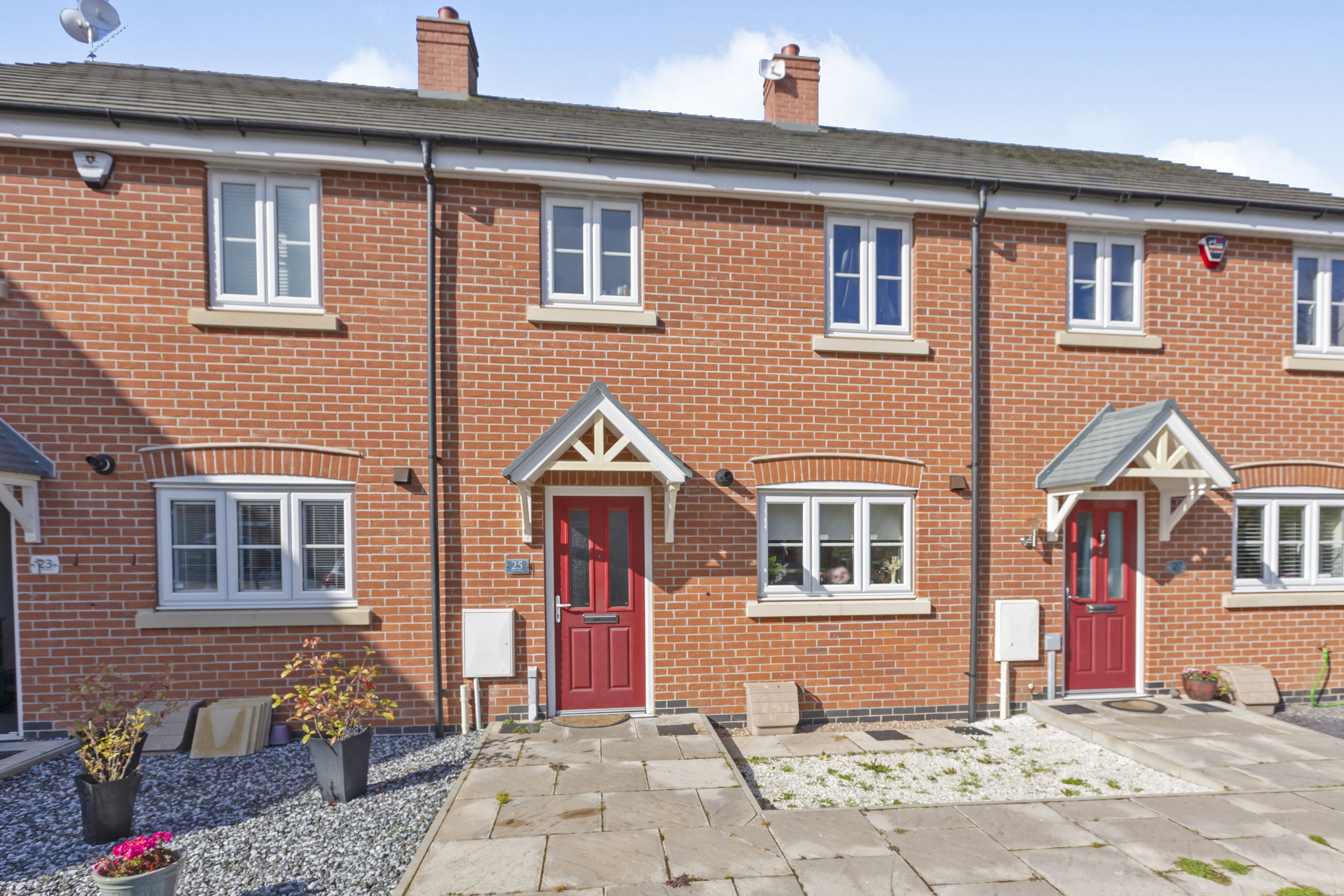 3 bedroom terraced house for sale in Snow Avenue, Blaby, Leicester, LE8 4BR