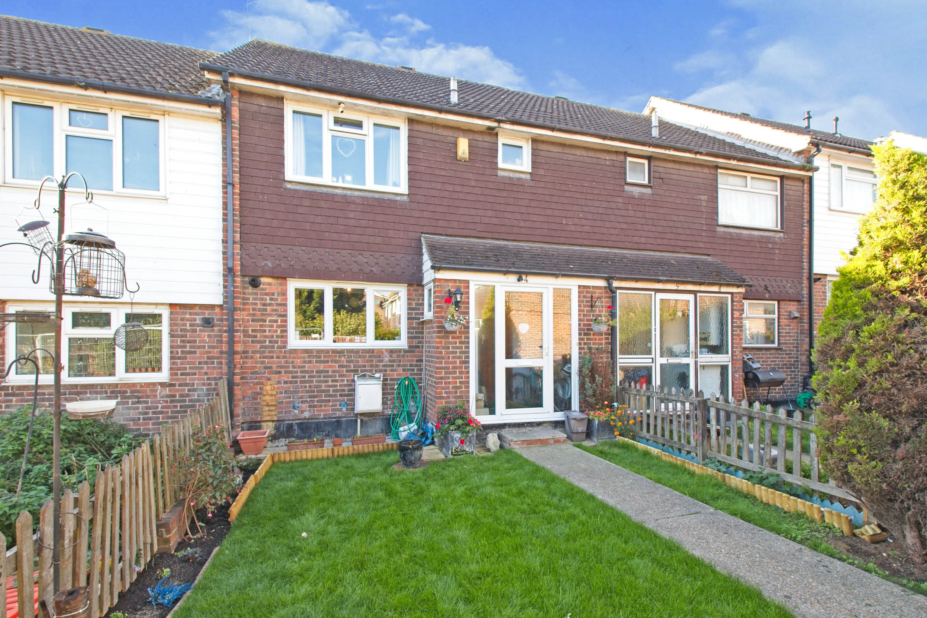 3 bedroom terraced house for sale in Close, Erith, DA8 2EG