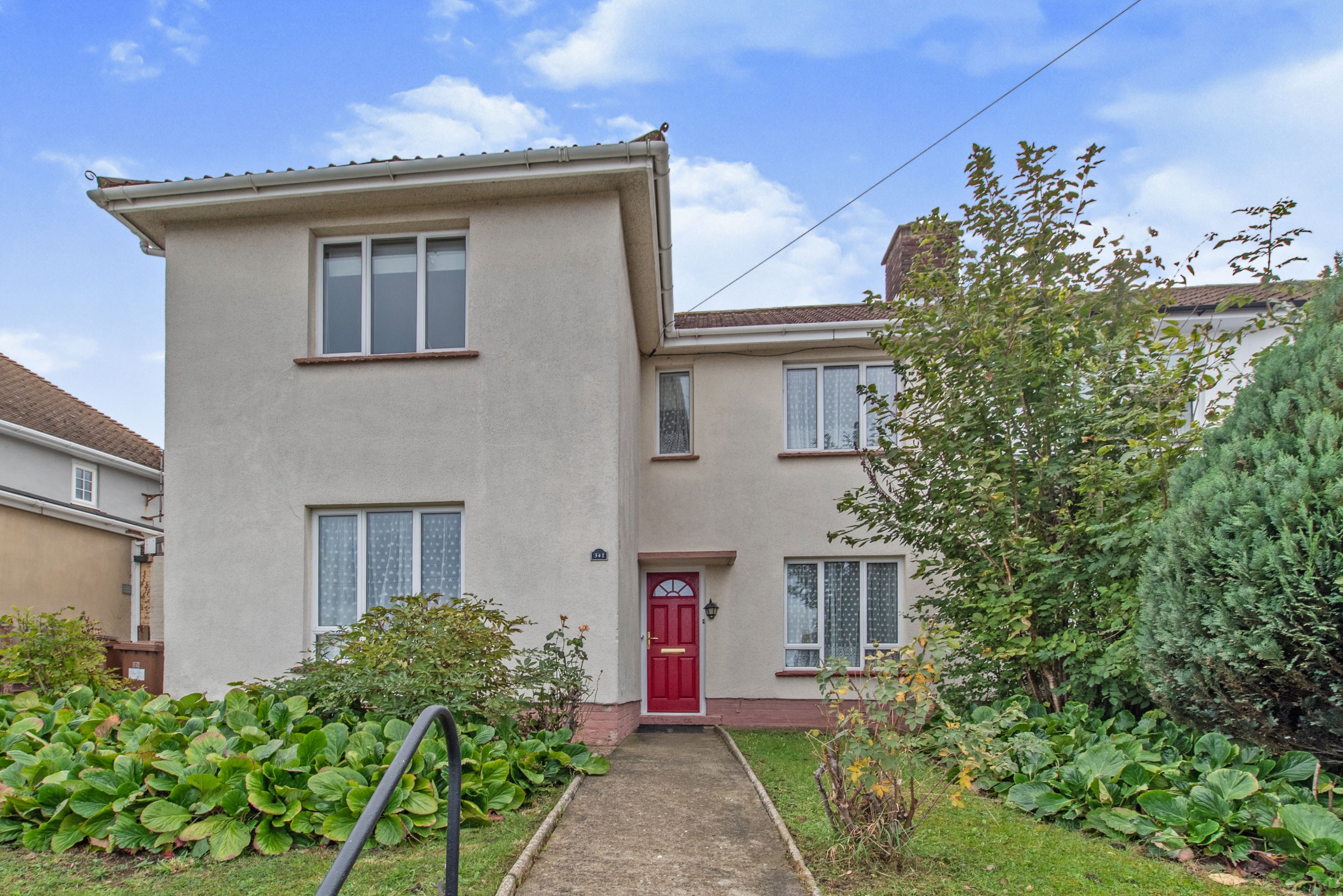 3 bedroom semidetached house for sale in Wayfield Road, Chatham, ME5 0JD