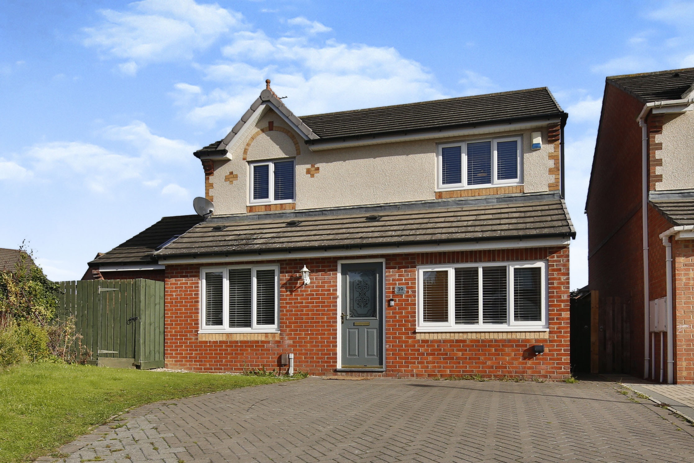 4 bedroom detached house for sale in Duxford Grove, Darlington, DL3 0GH