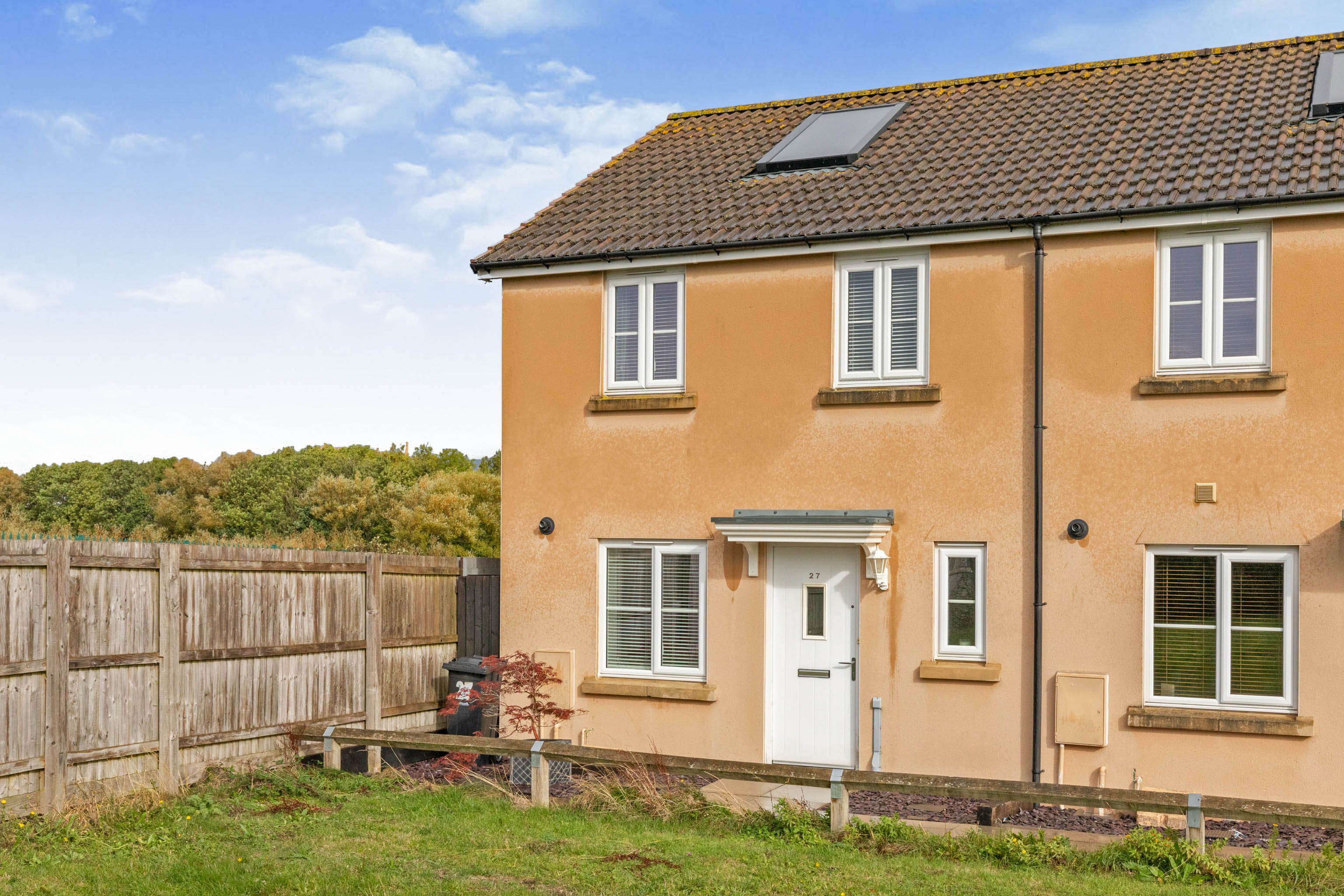 3 bedroom end of terrace house for sale in Wood Mead, Cheswick Village