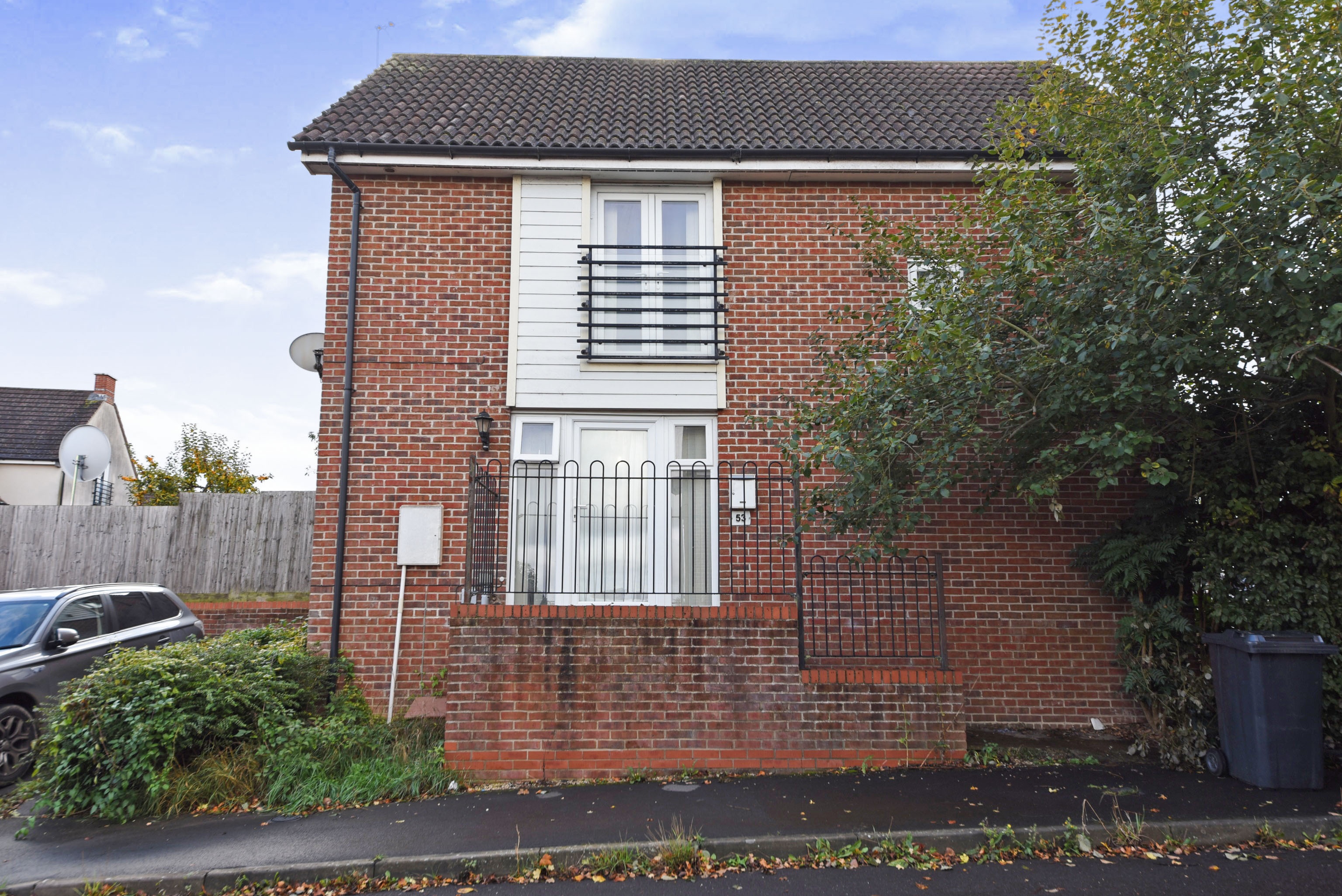 1 bedroom semi-detached house for sale in Carter Drive, Basingstoke ...