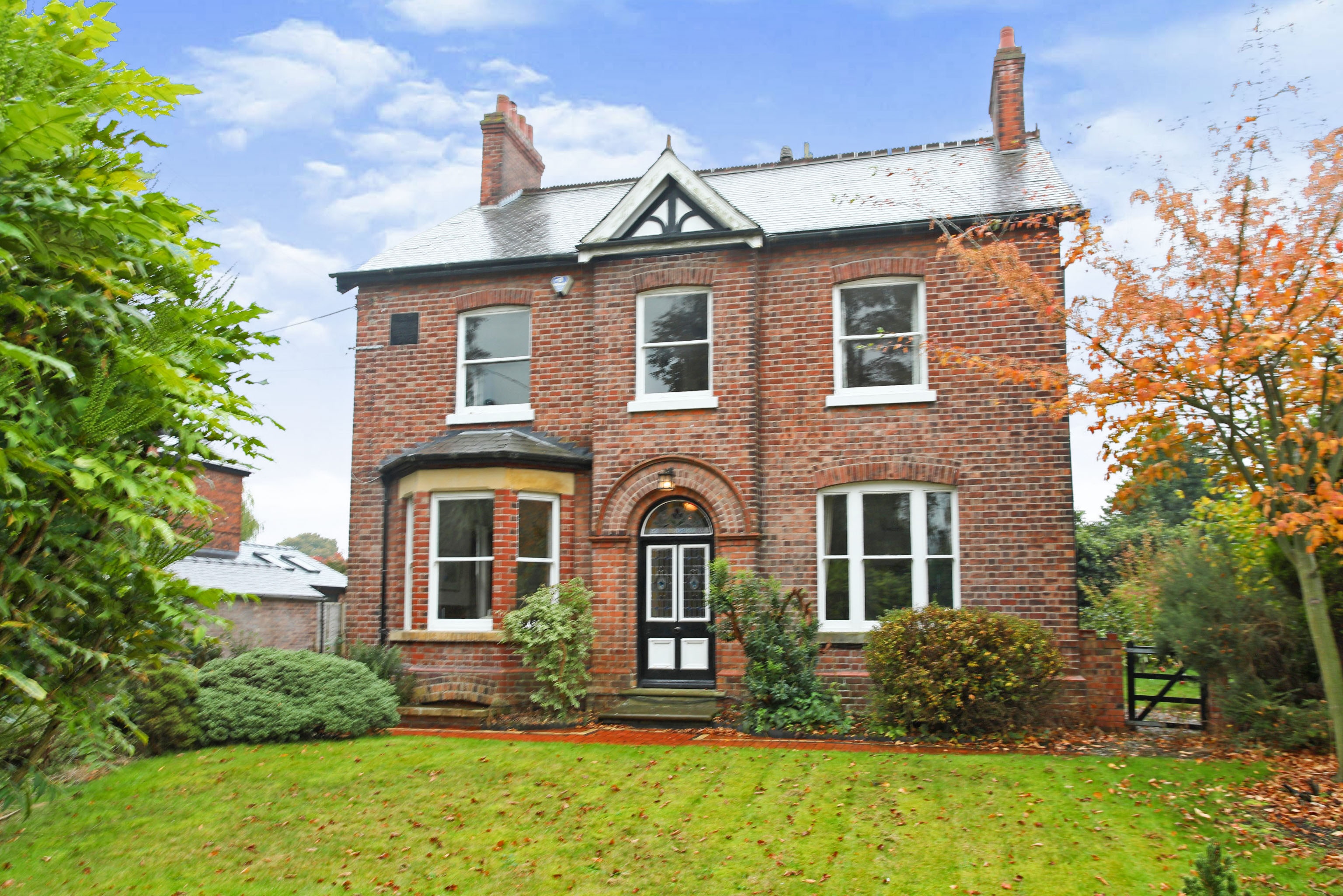 5 bedroom detached house for sale in Main Road, Goostrey, CW4 8PD