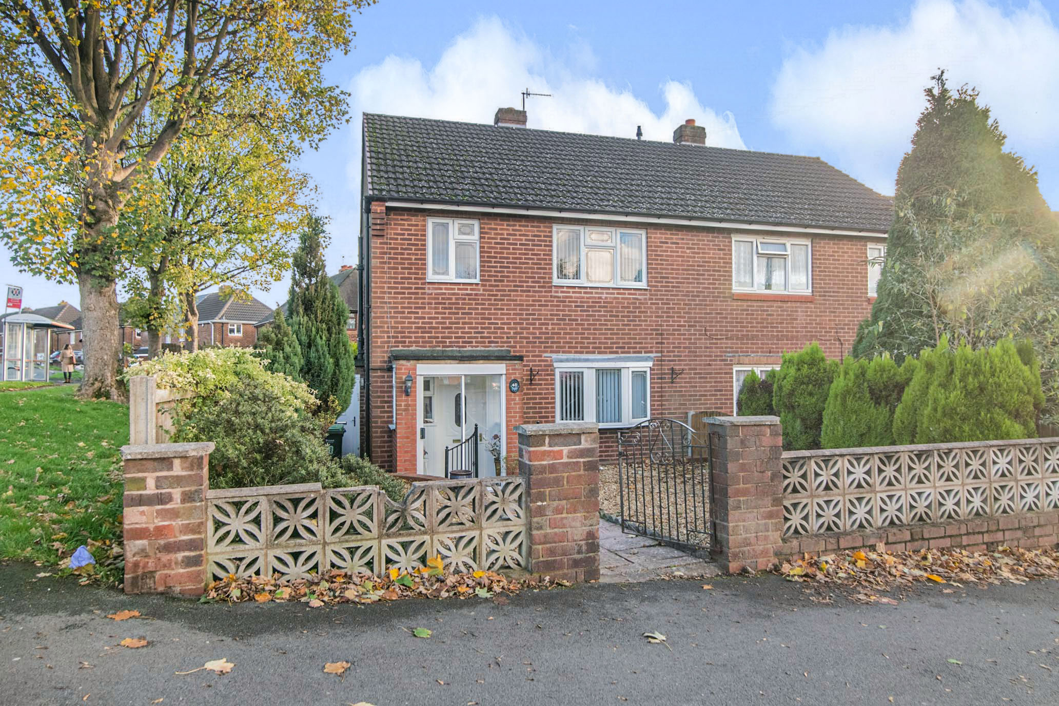 3 bedroom semidetached house for sale in Knowle Road, Rowley Regis