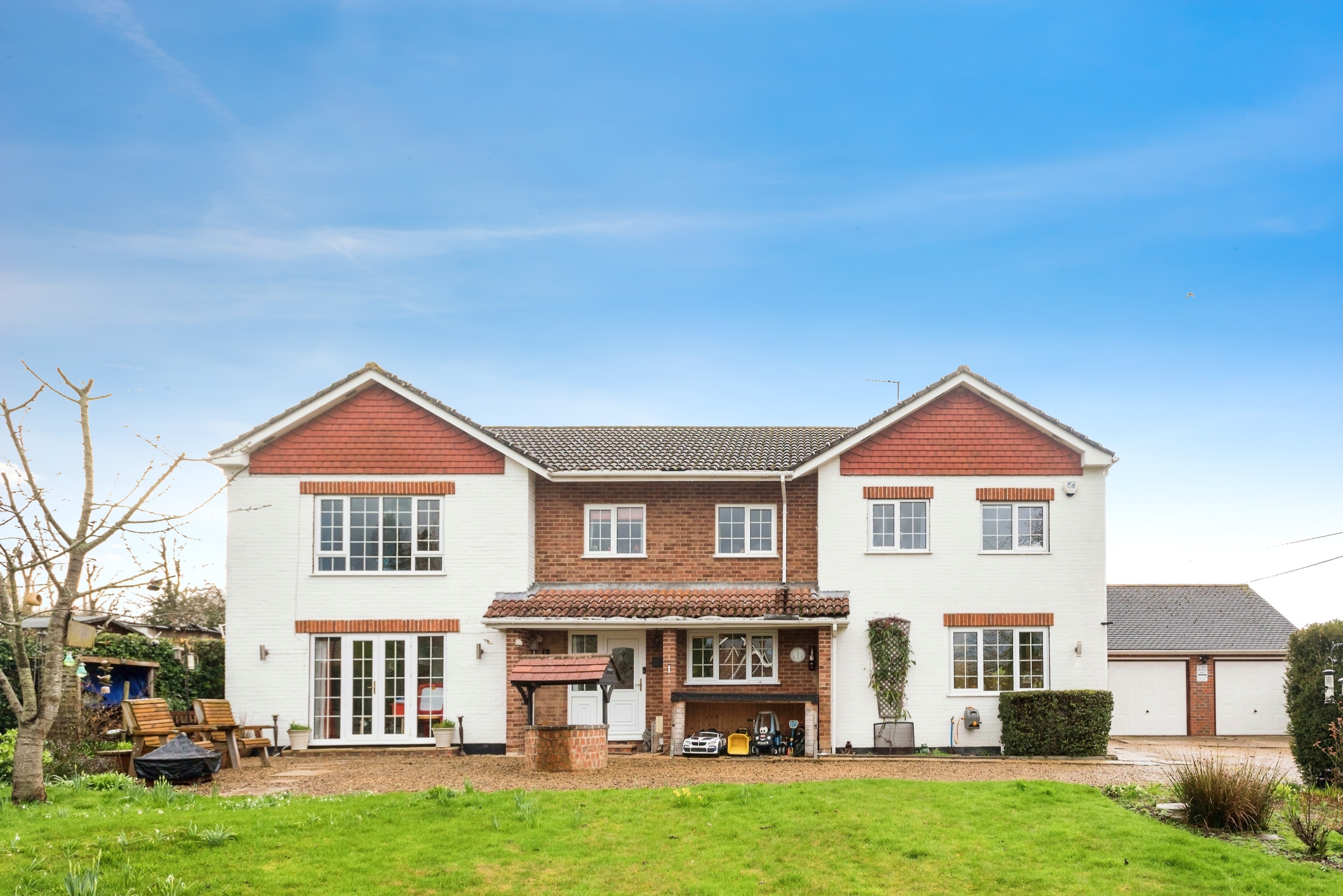Crookham Common Property For Sale | Purplebricks