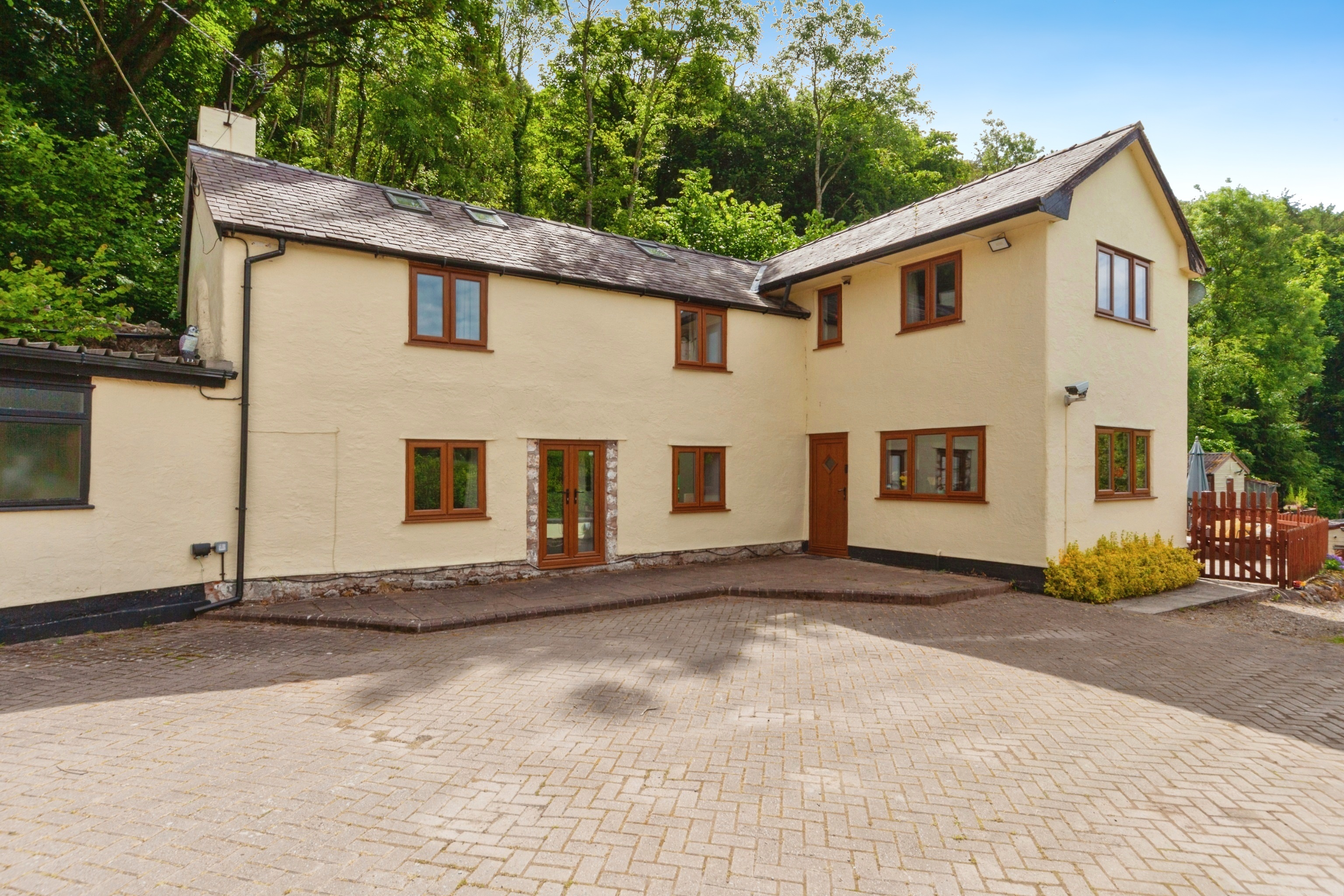 Pantymwyn Properties For Sale Purplebricks